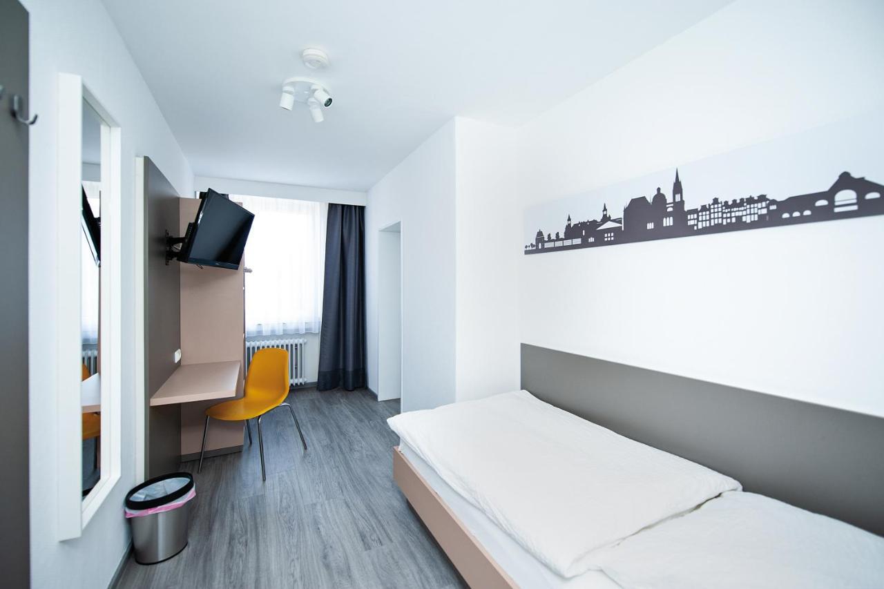 Hotel Stadtnah Ахен Экстерьер фото